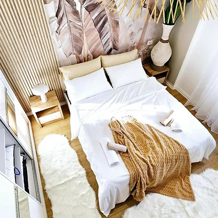 Premium Beachfront Residences Dıraç