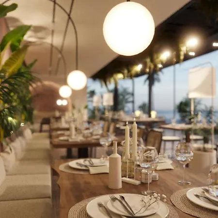 Premium Beachfront Residences Daire