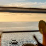 Premium Beachfront Residences Daire *